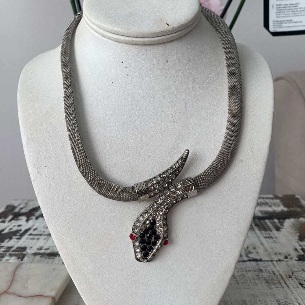 Snake Elegant Silver and Black Necklace - Picture 2 of 5